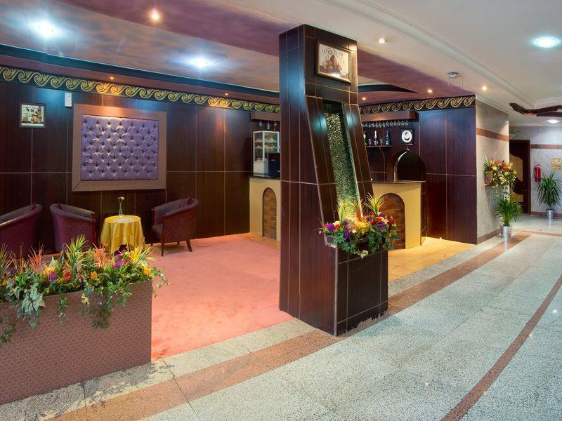 Al Farhan Hotel Suites Эр-Рияд Экстерьер фото