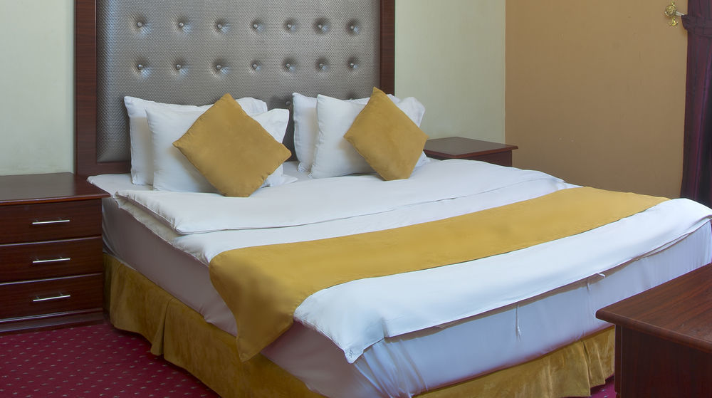 Al Farhan Hotel Suites Эр-Рияд Экстерьер фото