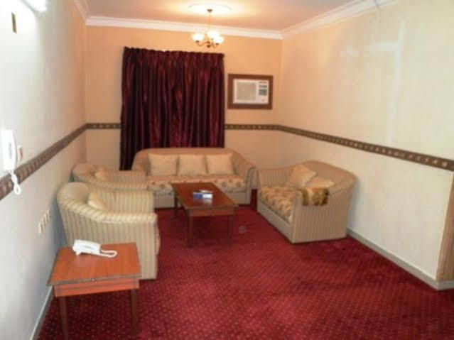 Al Farhan Hotel Suites Эр-Рияд Экстерьер фото